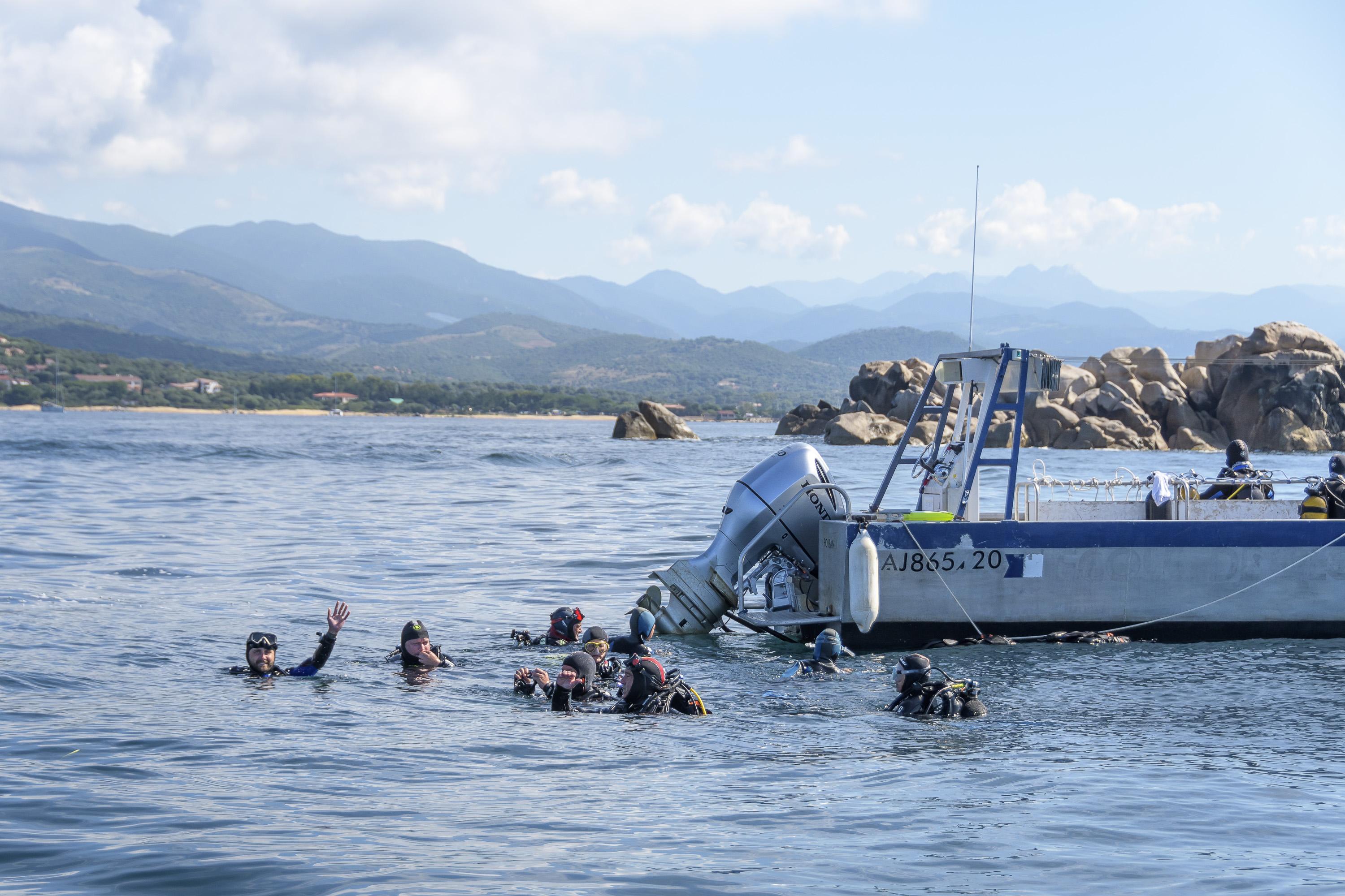 ホテル Le Golfe ポルト・ポロ エクステリア 写真